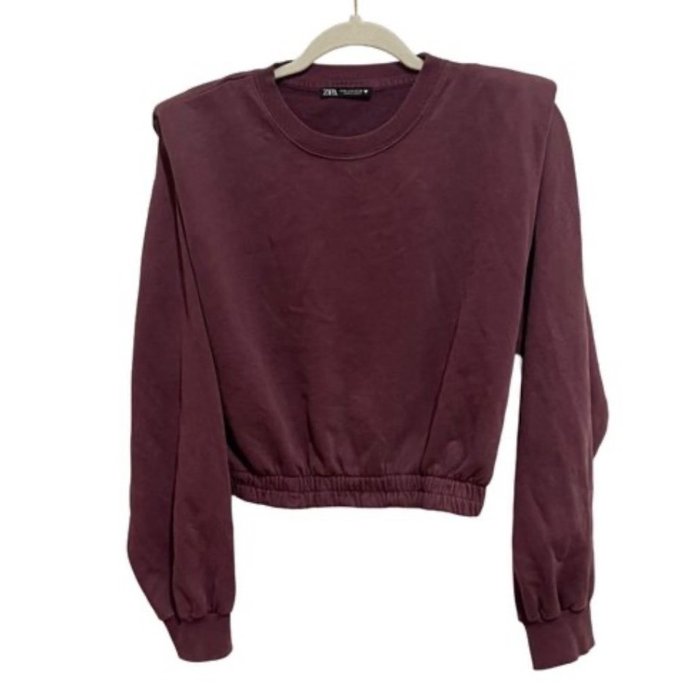 Zara Mauve/ Purple cropped sweatshirt in size large with shoulder pads